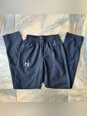 Under Armour Women's XS Black Woven Track Pants Mesh Lined Loose Fit Warmups